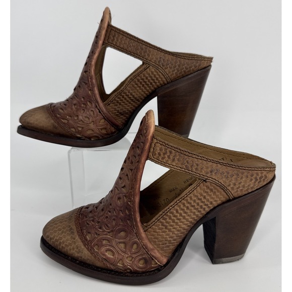 Corral Boots Shoes - Corral Mule Heels Women 6M Brown Tooled Leather Western Slip On